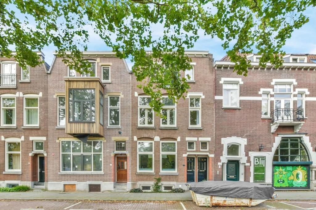 Herenhuis In Het Stadscentrum Rotterdam Exterior foto